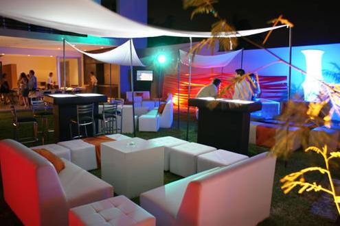 Salas lounge y periqueras