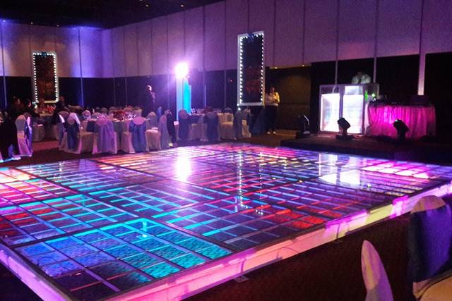 Pista iluminada para bodas