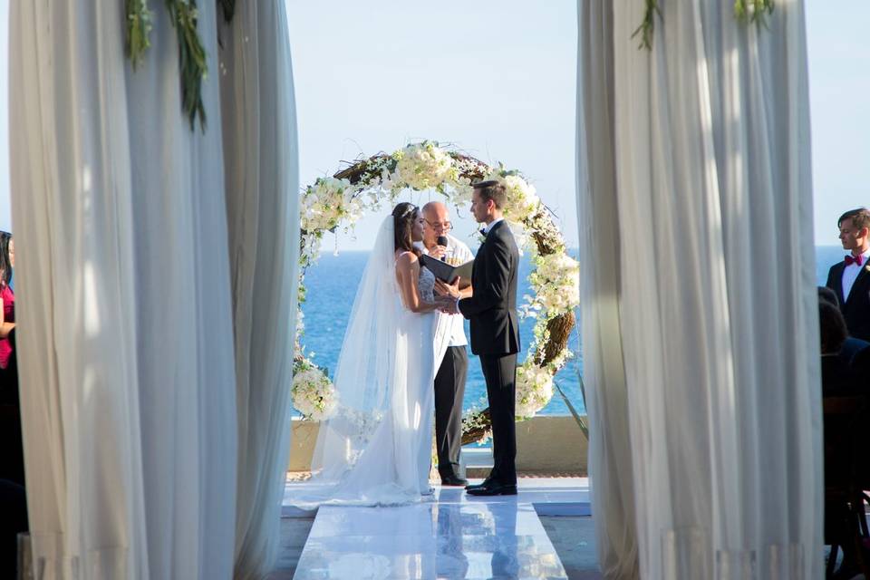 Boda en blanco con verde