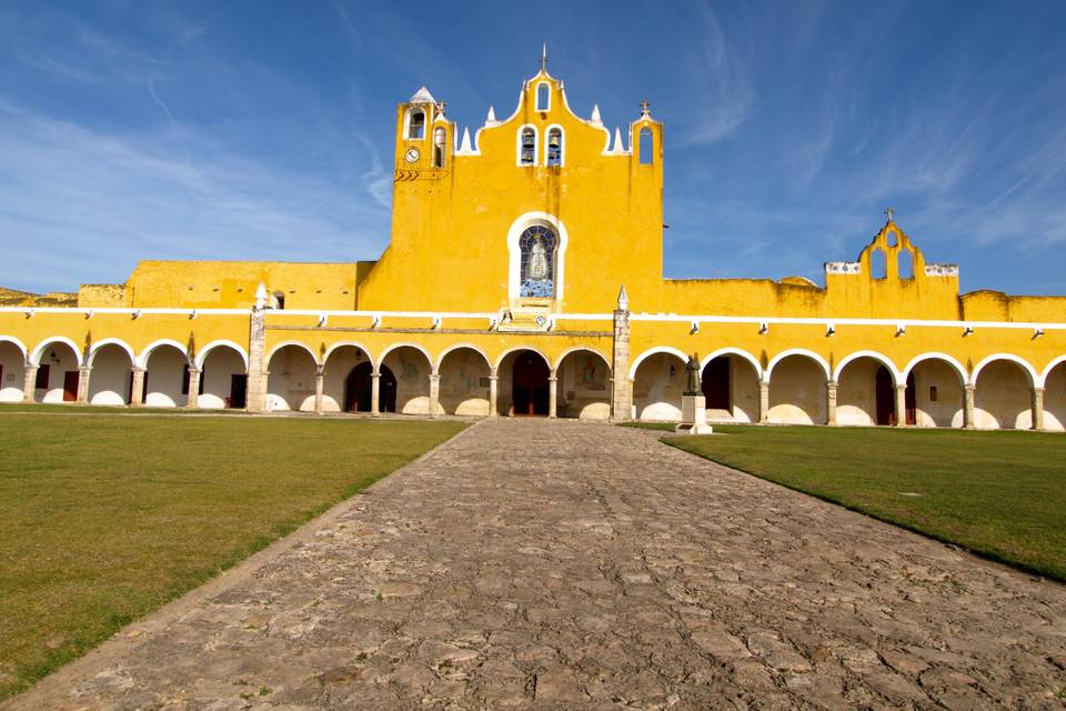 Hermosa iglesia Izamal