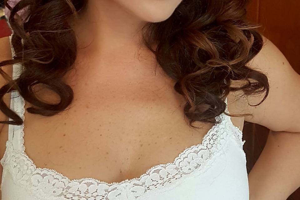 Novia después de maquillaje