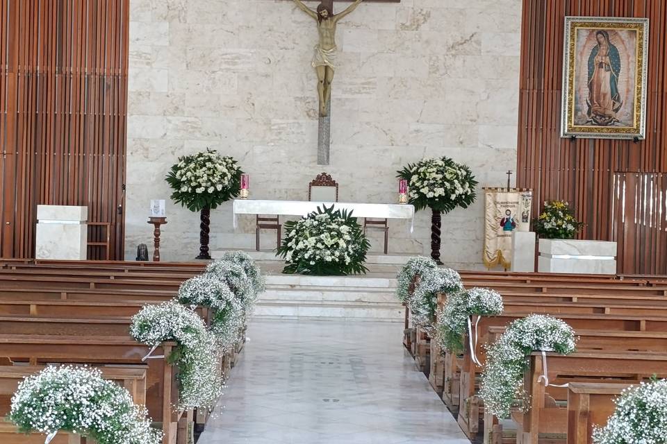 Altar con pasillo corsage