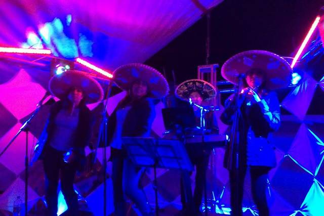 Grupo Musical 3+1