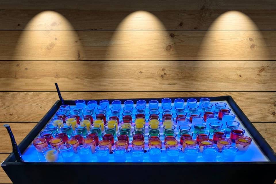 Carrito de shots iluminado