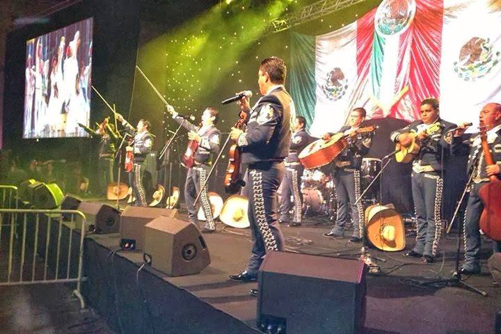 Contodo el savor del mariachi