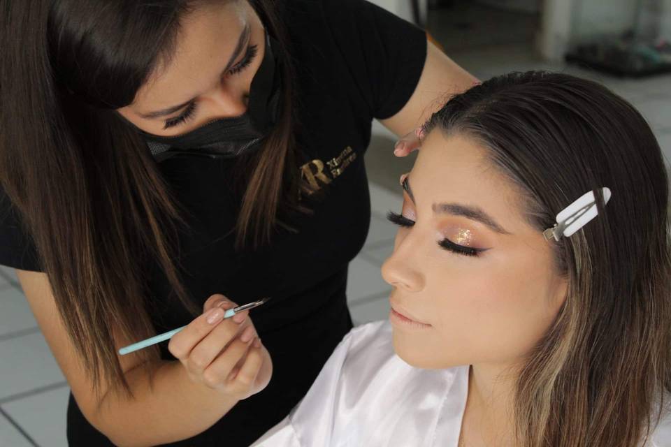 Proceso de maquillaje