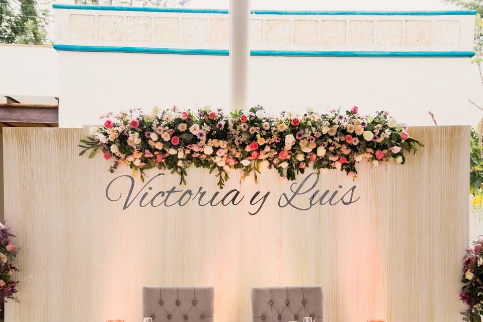 Victoria + Luis