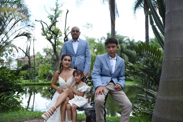 Familia en la selva