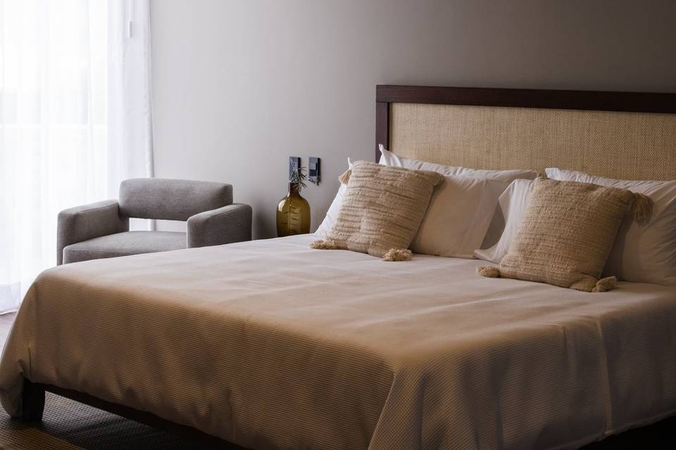 Master suite king