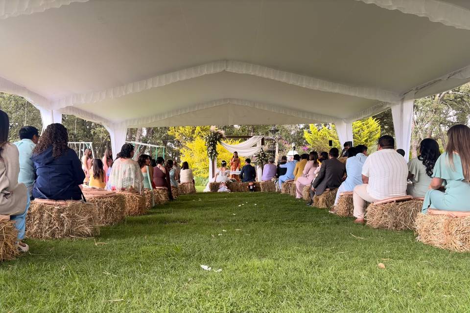 CEREMONIAS EN EL BOSQUE
