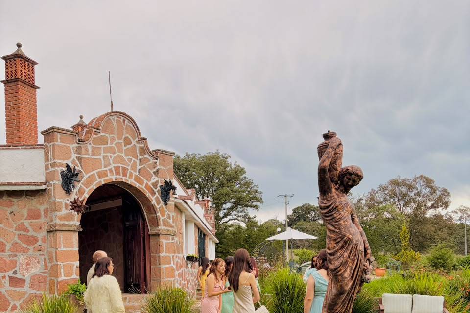 INVITADOS