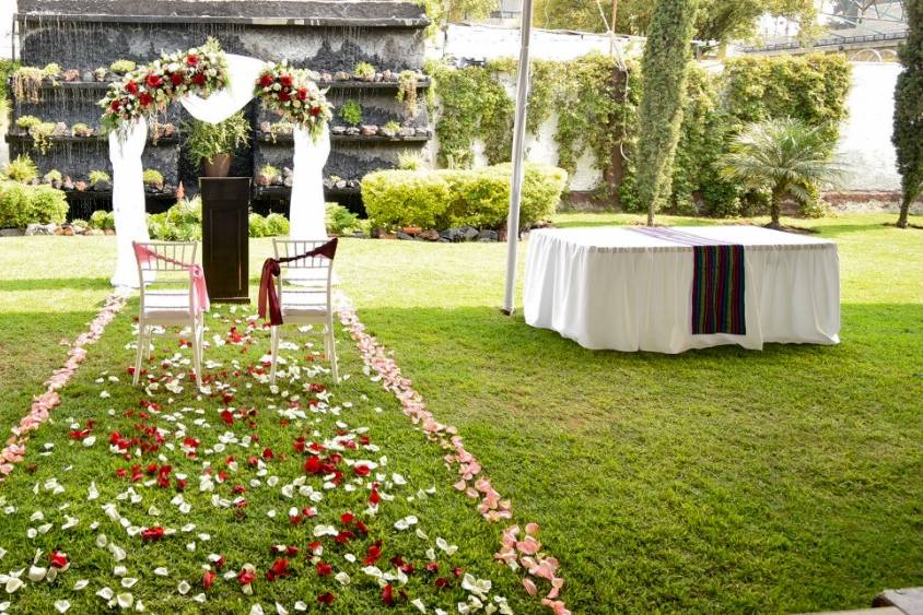 Salón y Jardín Los Pinos