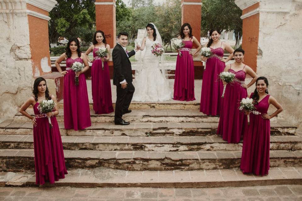 Damas y novios