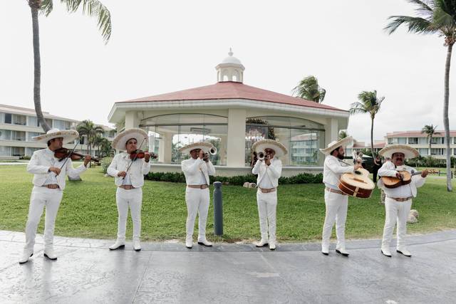 G&G Beach Weddings