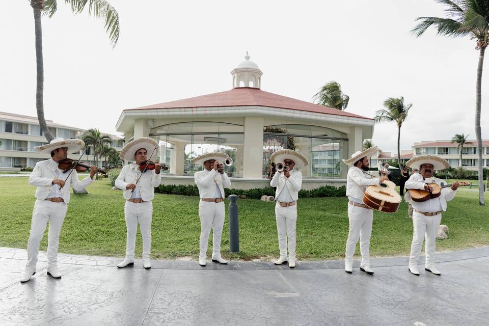 G&G Beach Weddings