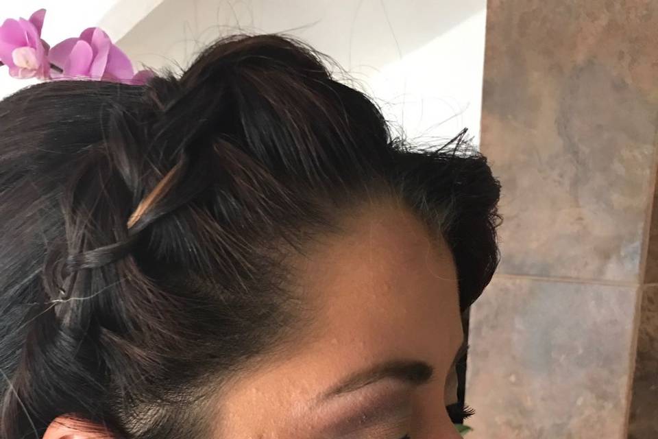 Maquillaje + Peinado