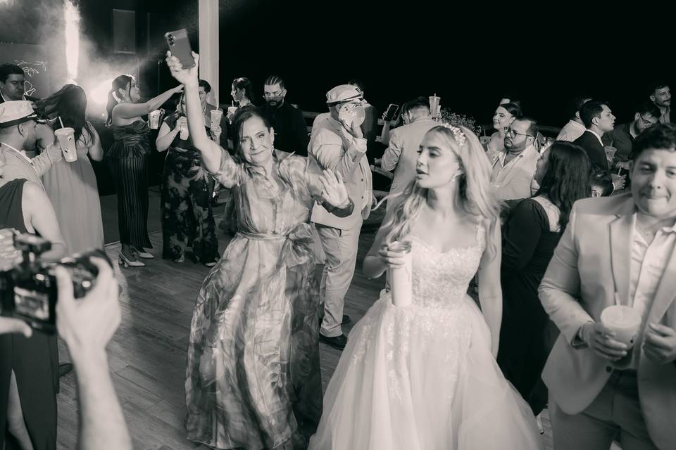 Andrea & Luis