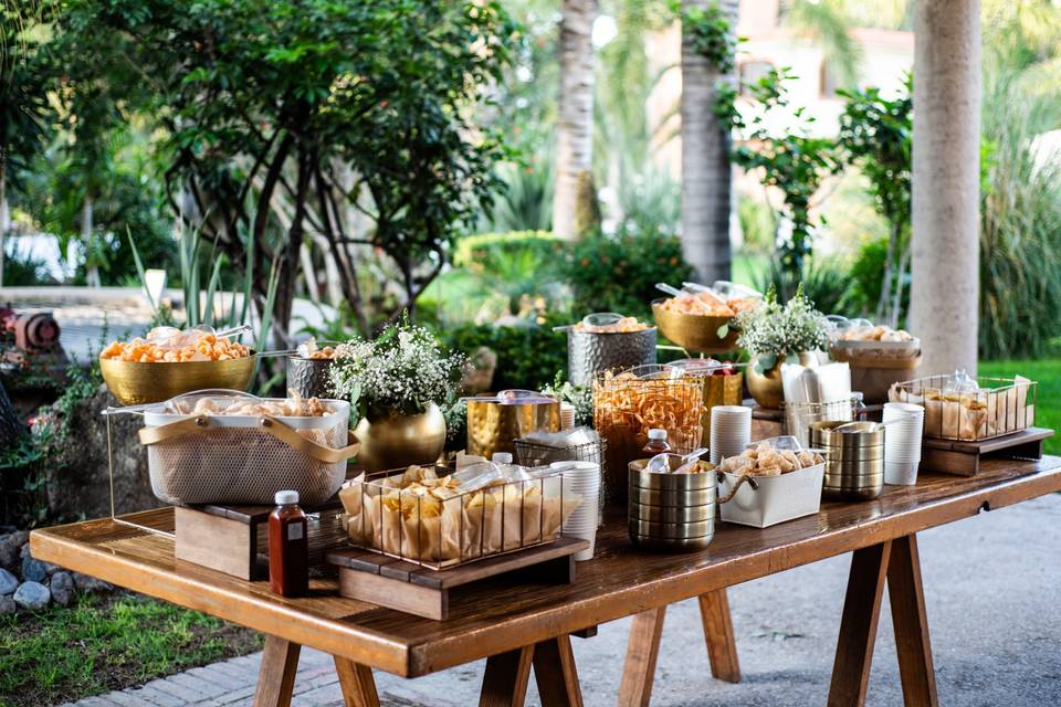 CANDY BAR