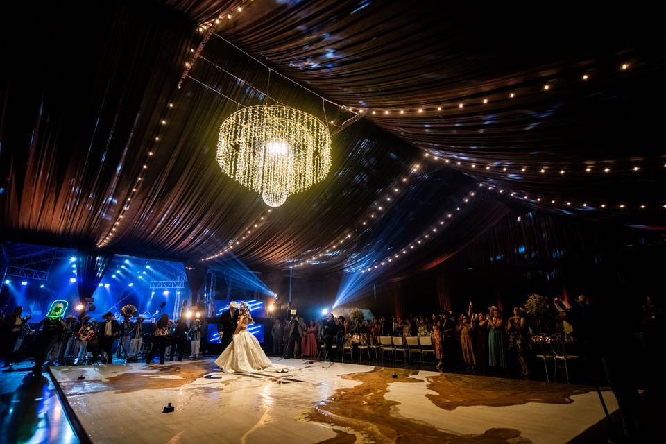 DANCE FLOOR