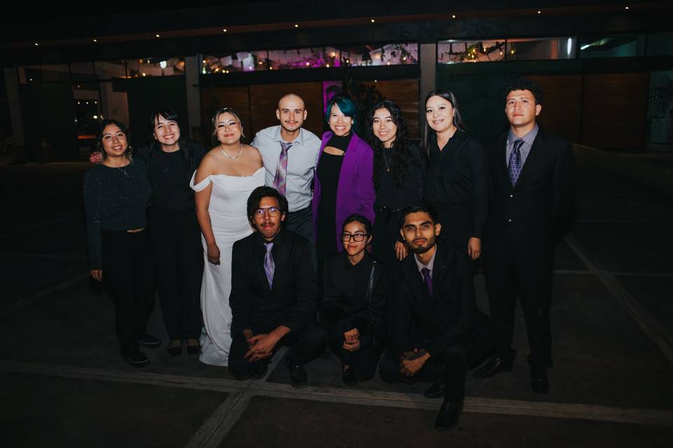 WEDDING SQUAD