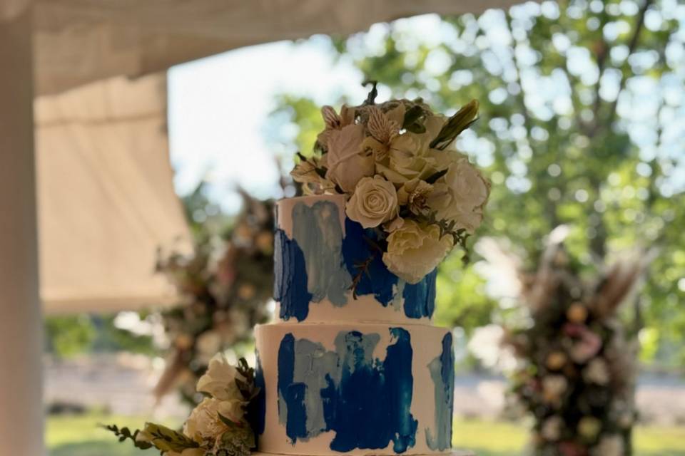 Pastel azul profundo