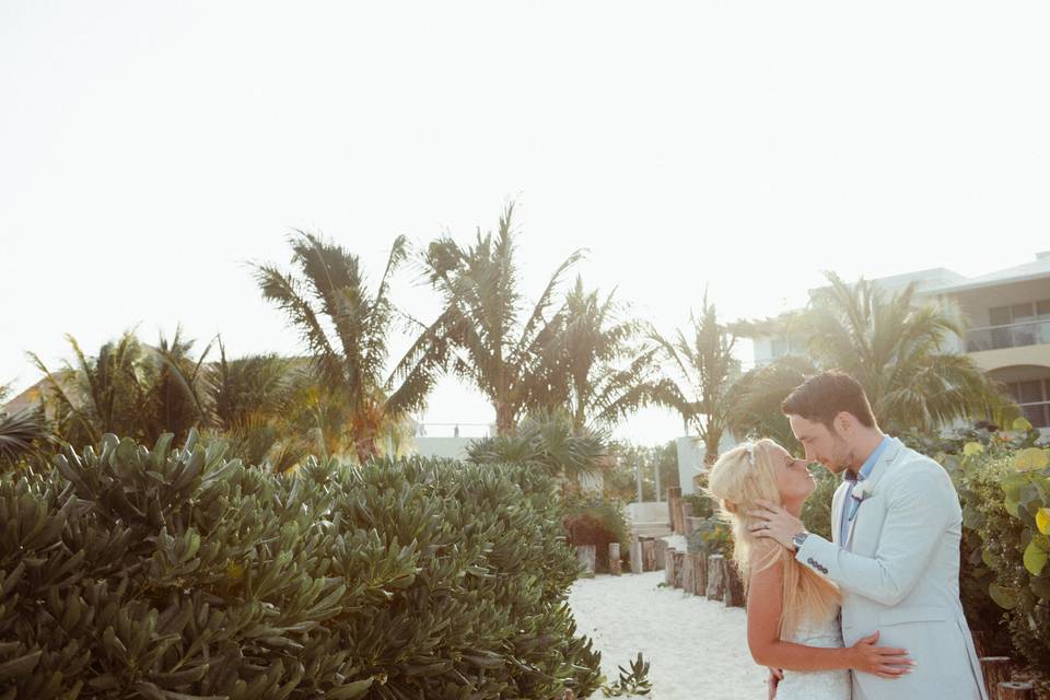 Bride and groom sunset photo