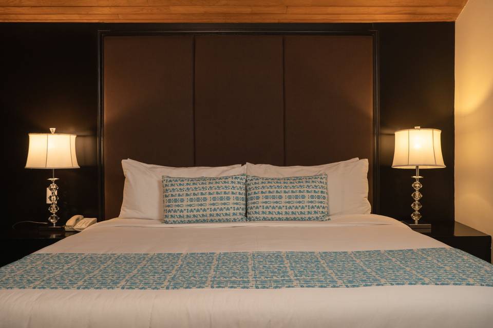 Jr. Suite