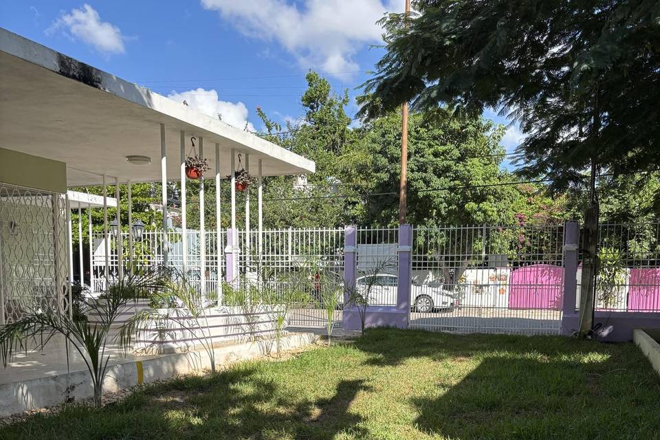 Jardín lateral