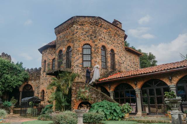 Castillo de Piedras Vivas