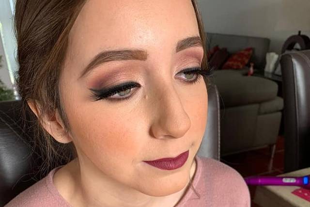 Abril vázquez make up