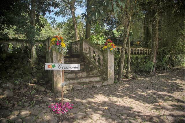 Entrada jardín
