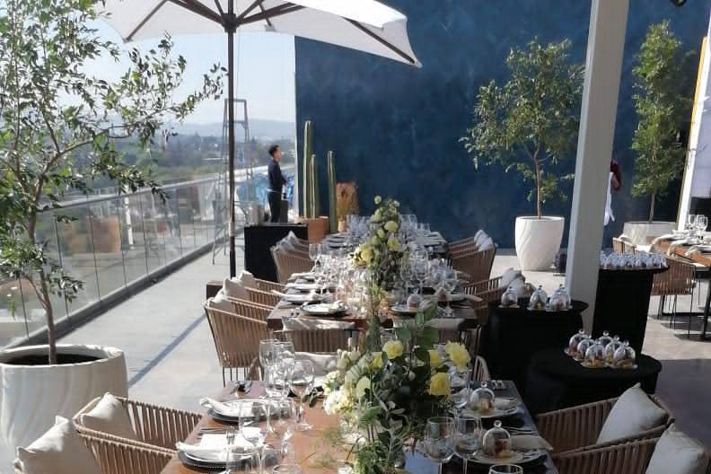 Roof Top Bqt 4
