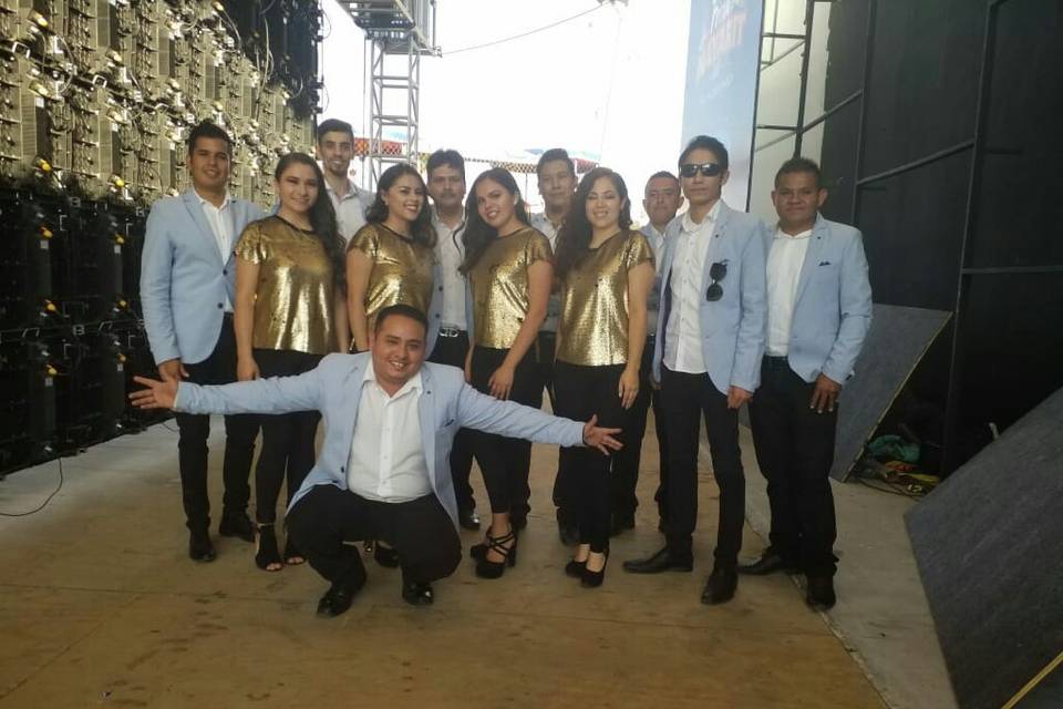 Fiesta Show - Grupo Versátil