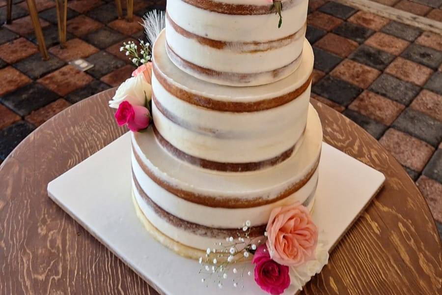 Naked cake con pampas