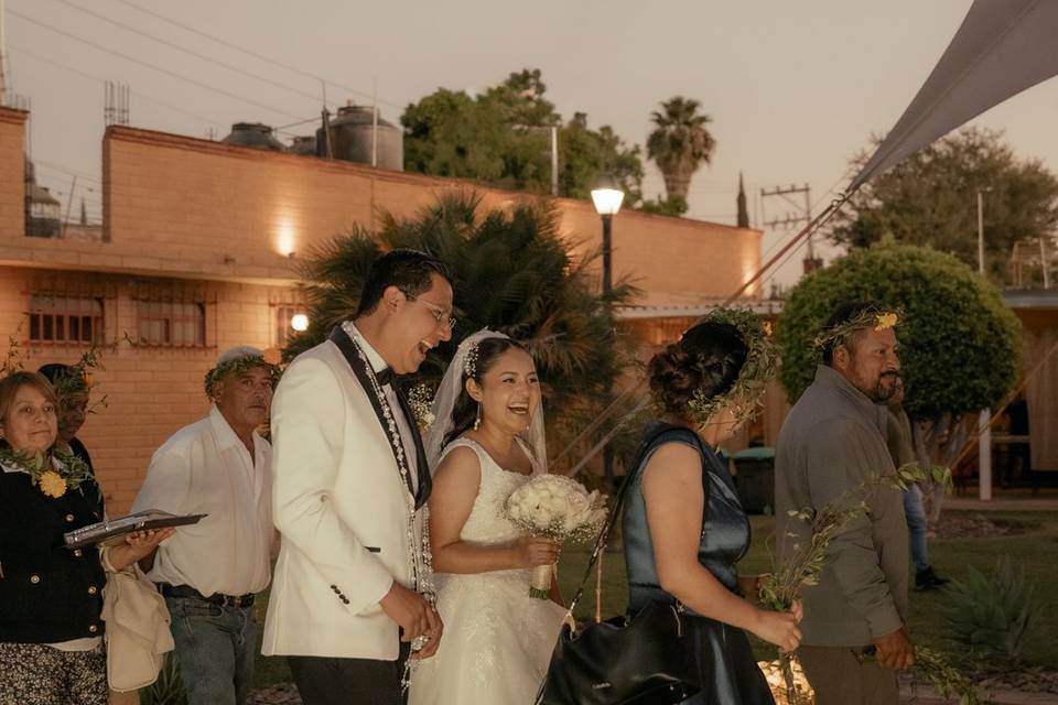 Entrada novios