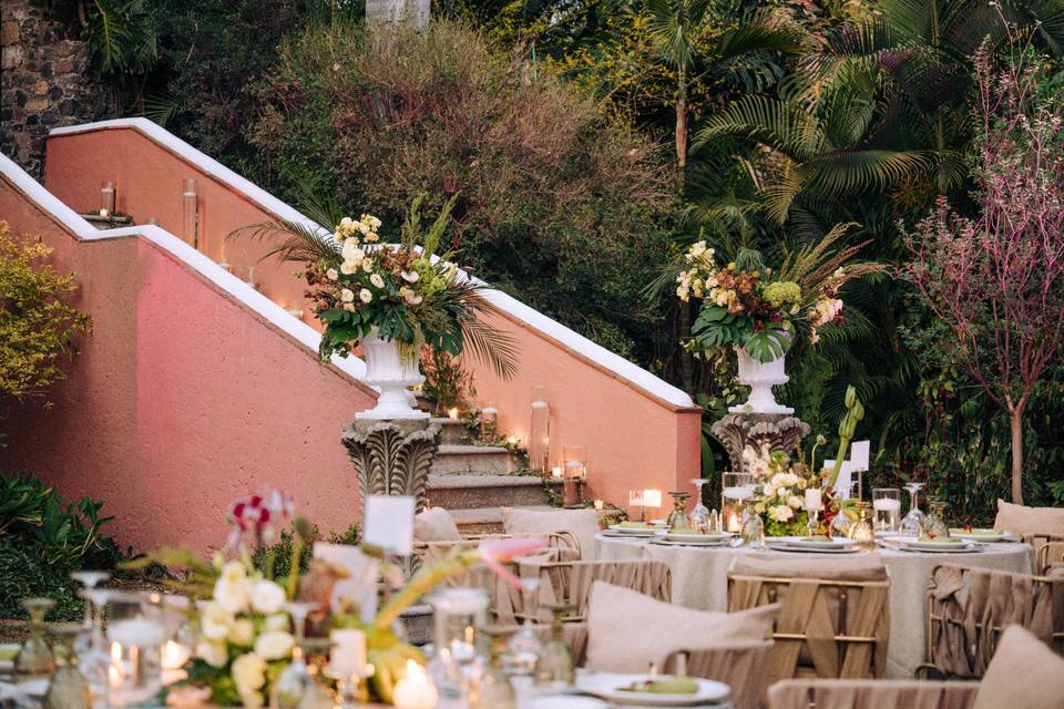 Boda P&J Montaje en jardín
