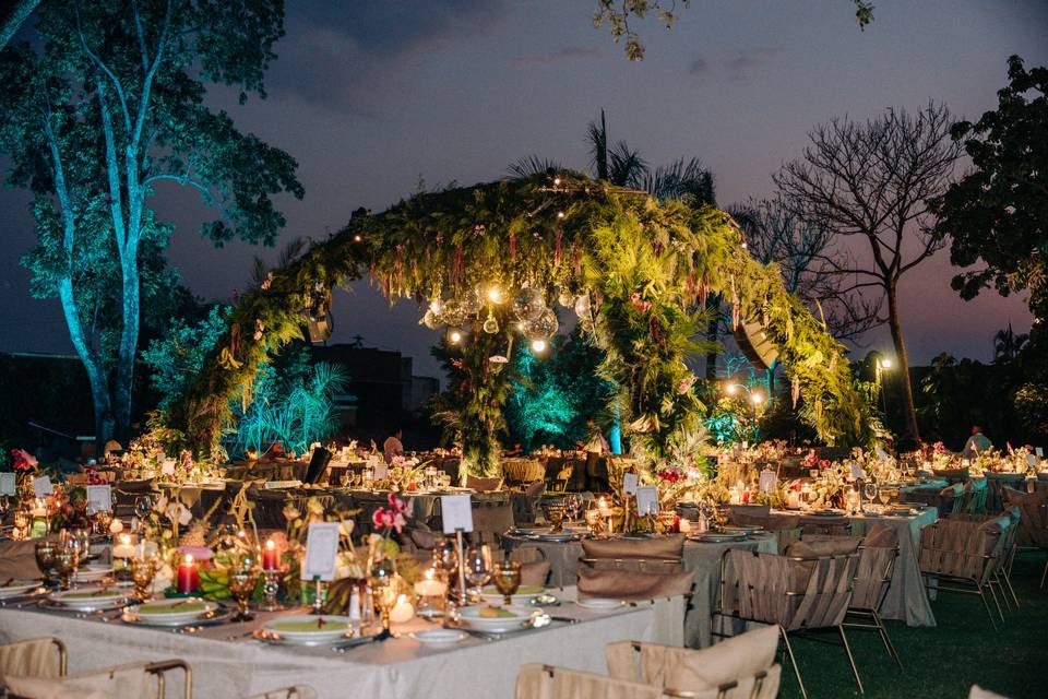 Boda P&J Montaje en jardín