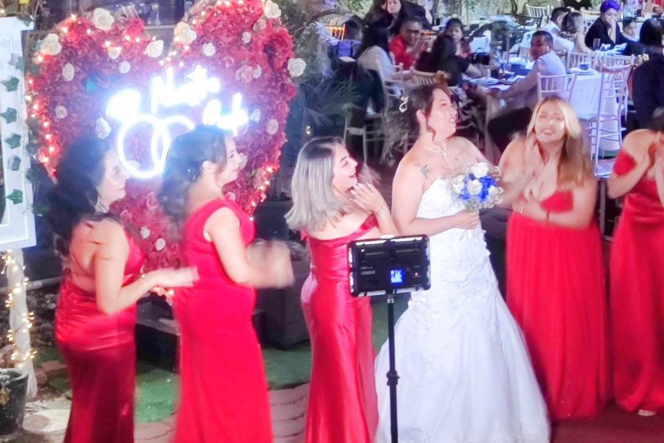 Luciendo a la novia!