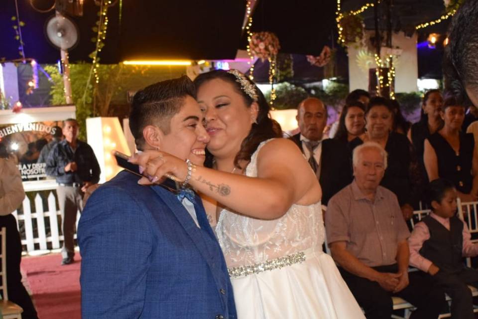 que felices son!
