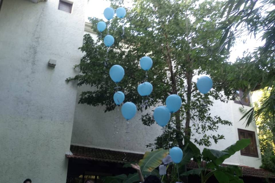 Soltando globos