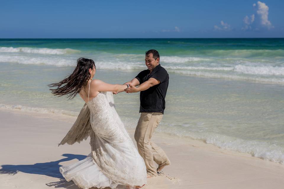 V + C TRASH THE DRESS