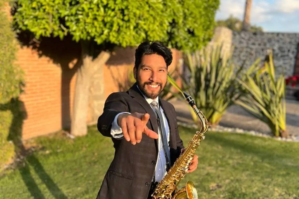 Roberto Jimenez Saxofonista