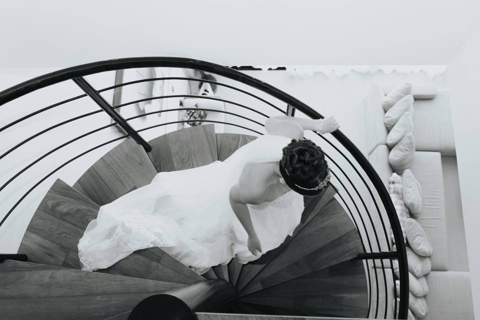 Bride in black and white