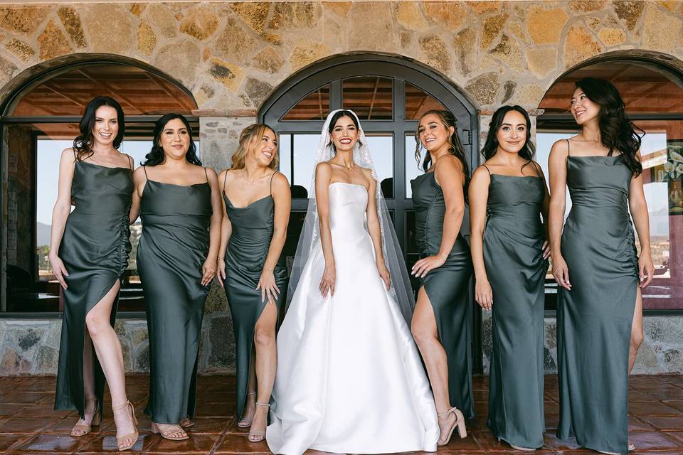 Bride & bridesmaids