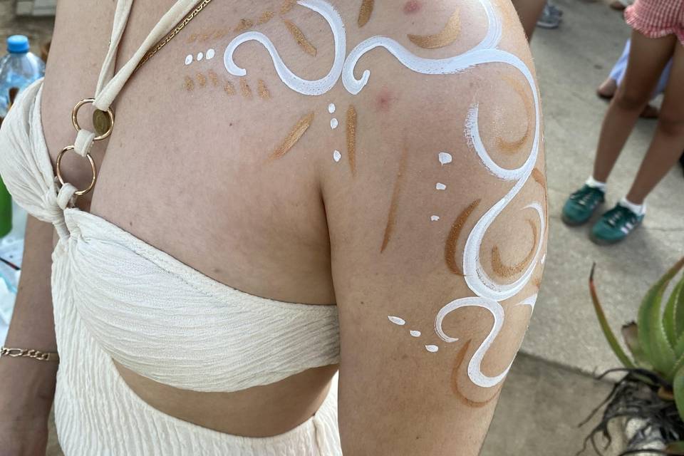 Pintura en el hombro