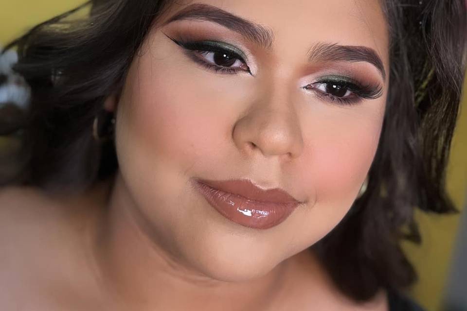 Karla Valencia Makeup Artist