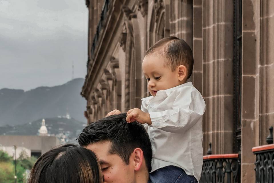 Familia