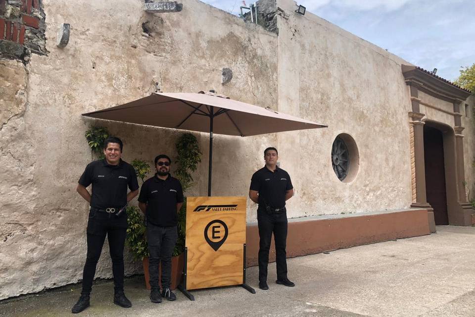 Equipo de valet parking