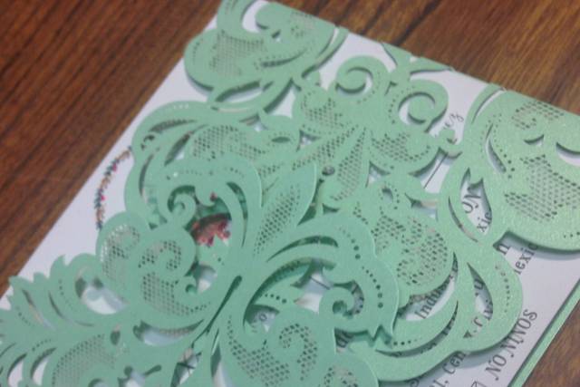 Invitación de corte láser