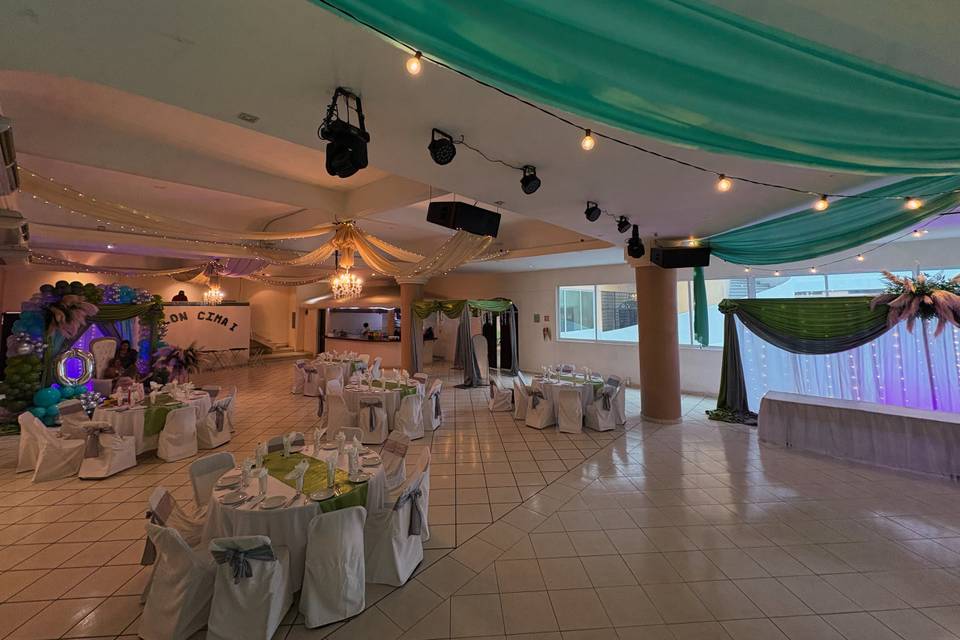 Espacio cerrado para eventos